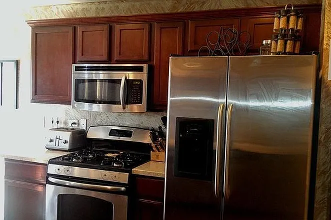 1466 Crimson Ln — Photo 7