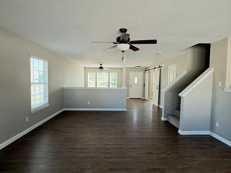 420 Smokey Hill Rd — Photo 4