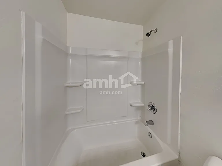 20788 W Thomas Rd — Photo 18