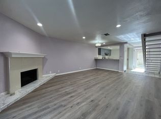 936 E Fairway Dr UNIT 32, Colton, CA 92324