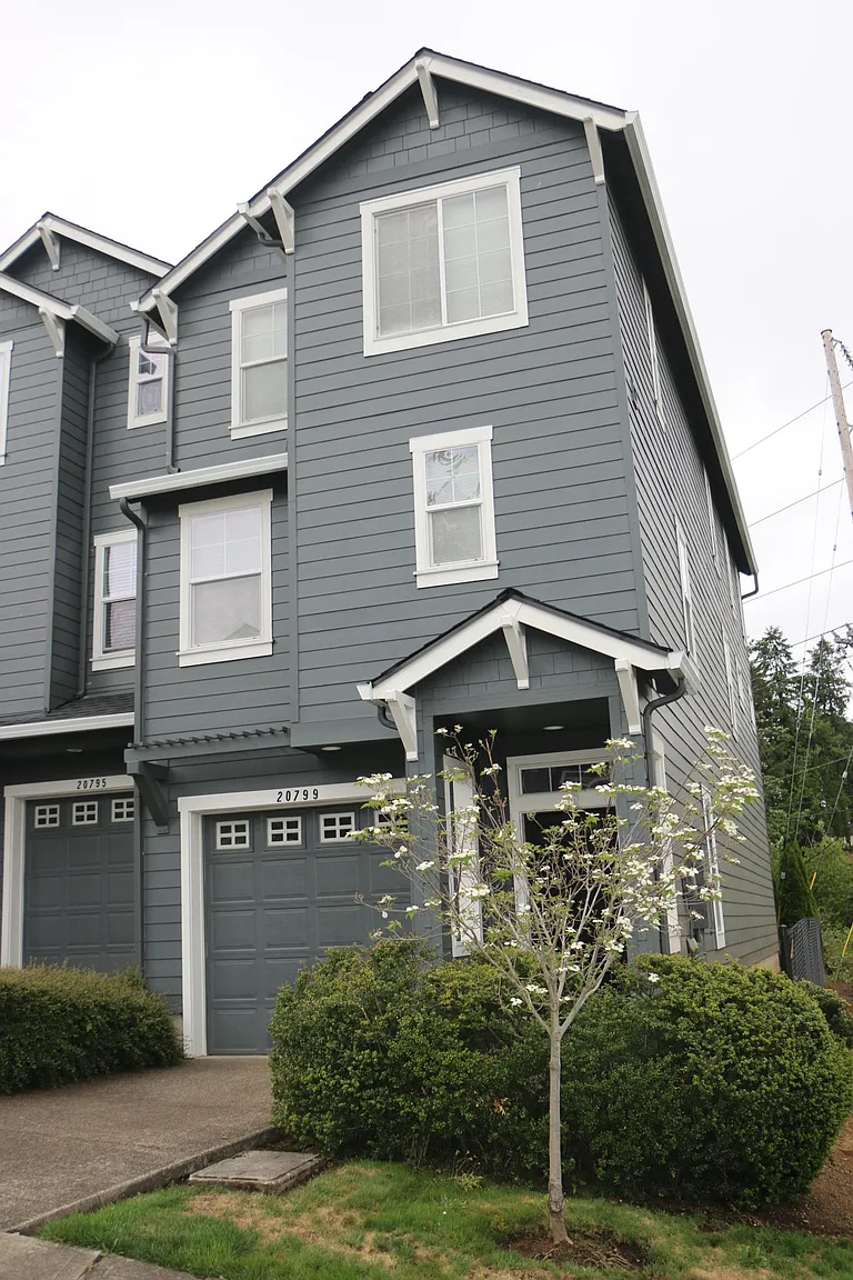 20799 Viewpoint Rd photo 1