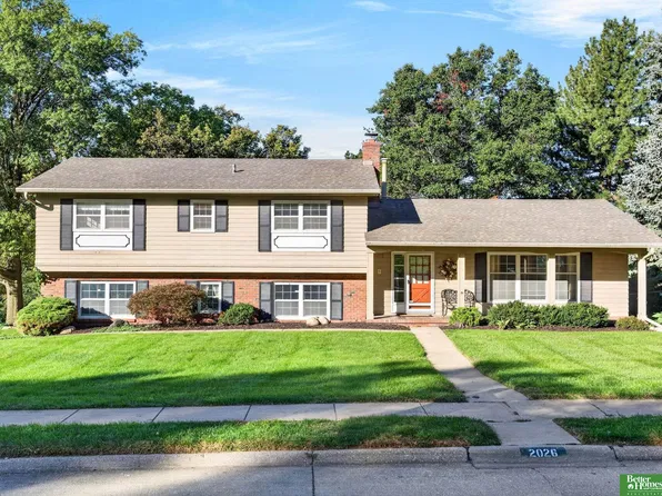 2026 S 127th Cir, Omaha, NE 68144