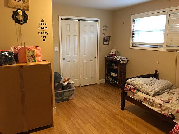 5th image of 3055 Lee St