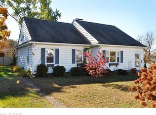 7 Spier Ave, Enfield, CT 06082