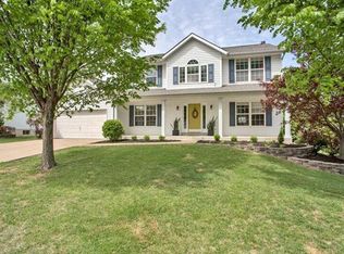 1975 Graystone Dr, Saint Charles, MO 63303
