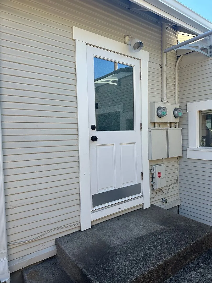 Updated 1 bed, 1 bath in Eugene! — Photo 2