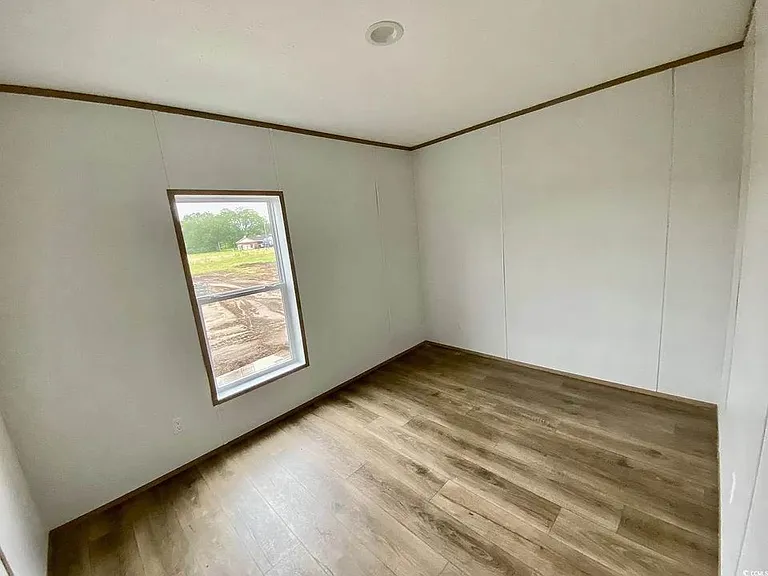 1434 Nathan Dr — Photo 2