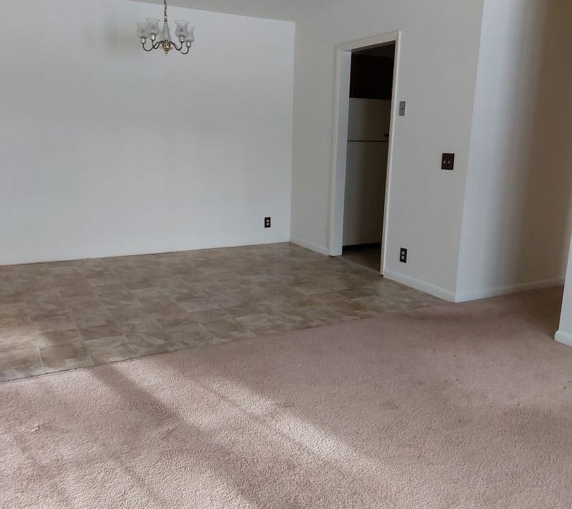 VILLAGE WEST APARTMENTS 736 Colony Ct Niles MI Zillow