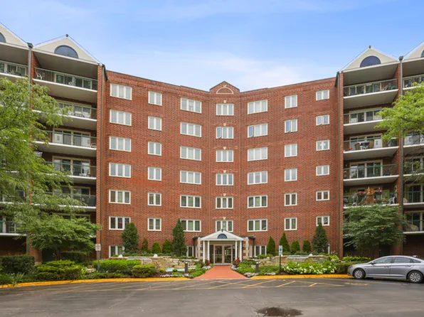 8540 W Foster Ave Unit 501, Norridge, IL 60706