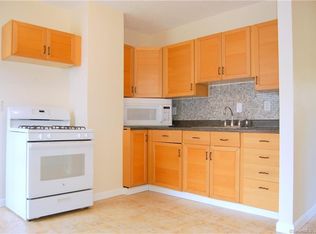 47 South Ave, Meriden, CT 06451