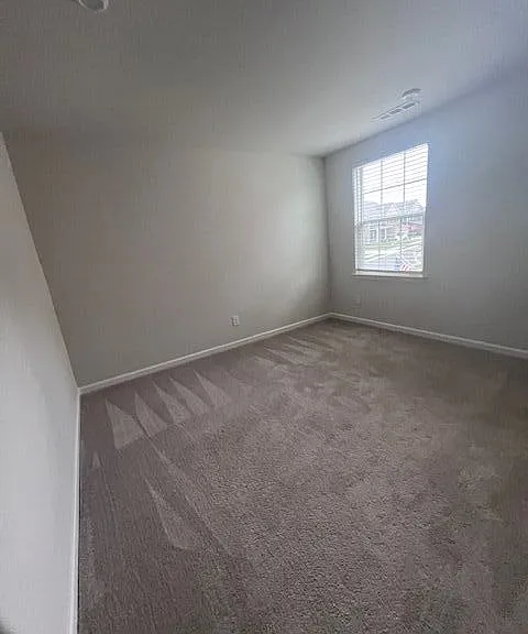 Upstarirs Bedroom 4