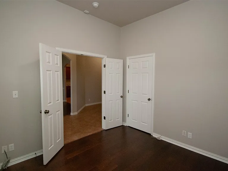 837 E Vancouver St — Photo 5