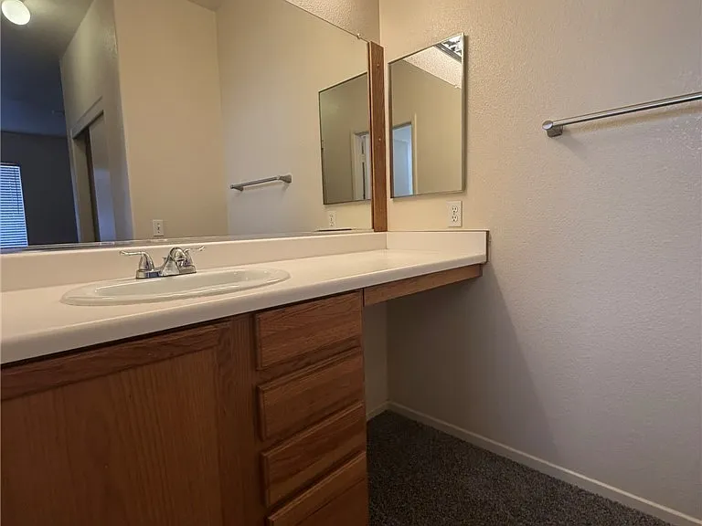 7821 Sungrove Ct — Photo 9