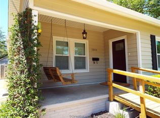 1311 Water St, Navasota, TX 77868