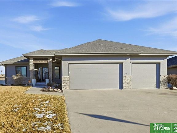 2nd image of 7528 Reed St