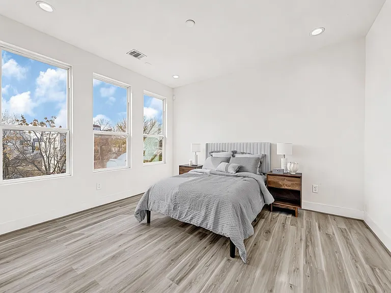 3313 Baer St — Photo 21