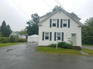 31 Middle St, Orono, ME 04473