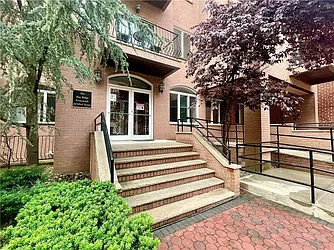 52 92nd Street
