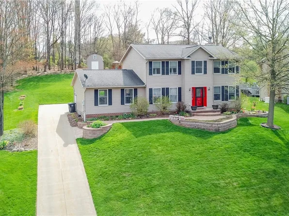 2863 Valley Rd, Cuyahoga Falls, OH 44223