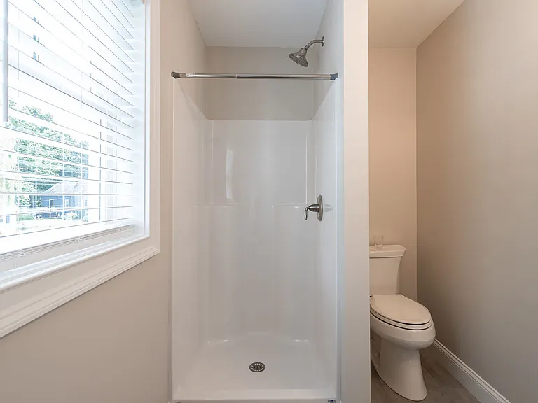 17 Bennett St — Photo 18