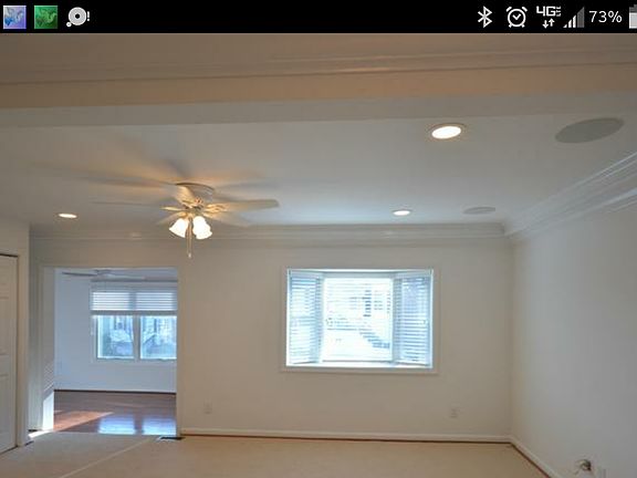 LIVING ROOM W/ ATTACHED FRONT SUNROOM