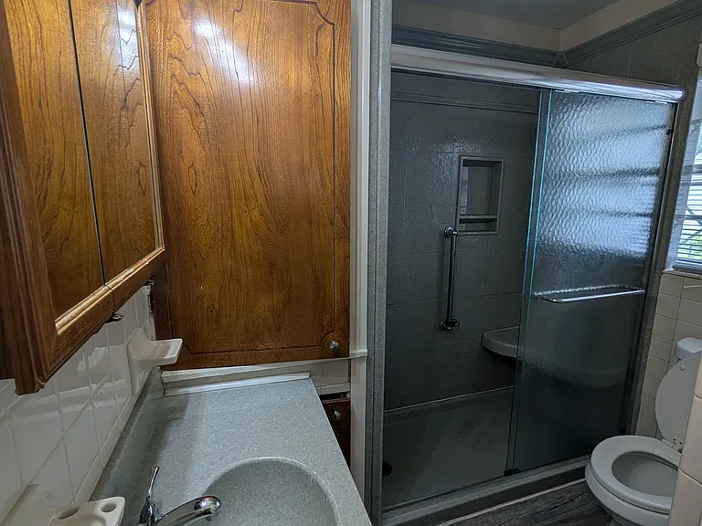 1605 Maple Dr — Photo 10