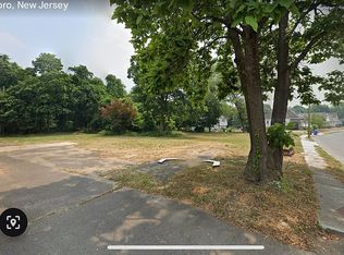 28 Reading St, Glassboro, NJ 08028