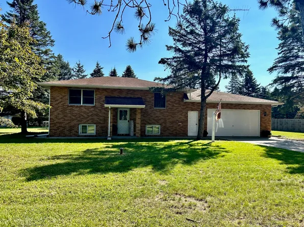 27225 60th Ave, Mattawan, MI 49071