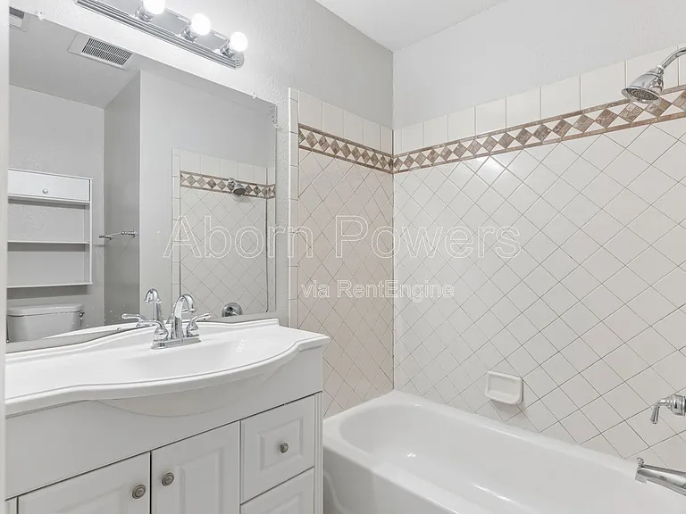 3180 Country Club Dr #3B — Photo 11