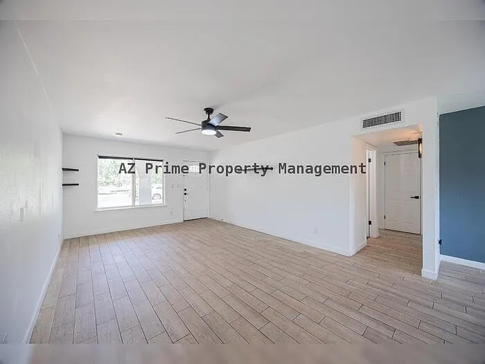 2519 W Vineyard Rd — Photo 6