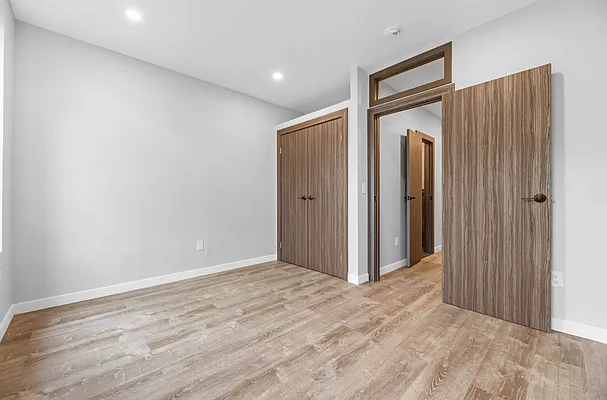 Rented by REAL New York | media 18