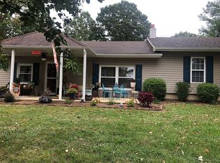 477 White Oak Gap Rd, Staunton, VA 24401