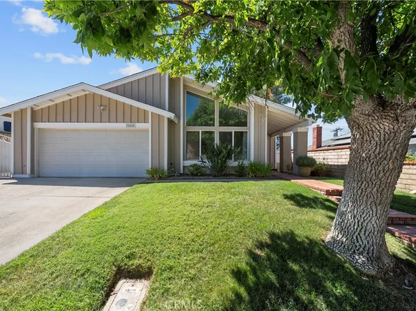 22540 Tula Dr, Santa Clarita, CA 91350