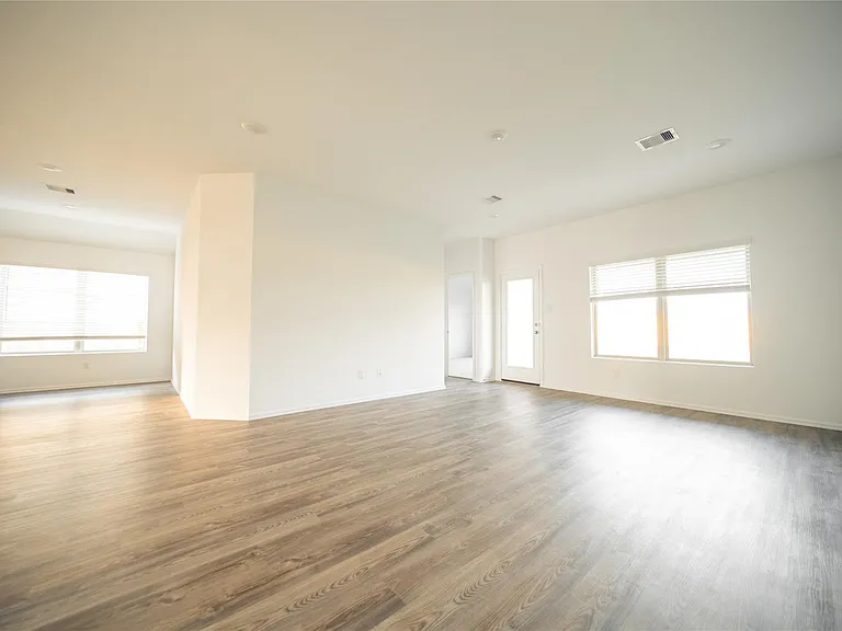 2611 Olivine Stone Dr — Photo 8