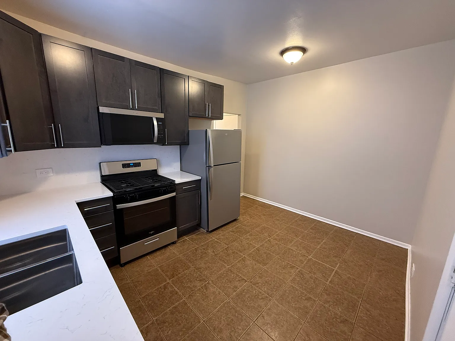 1 bed, 750 sqft, $1,500 — Photo 2
