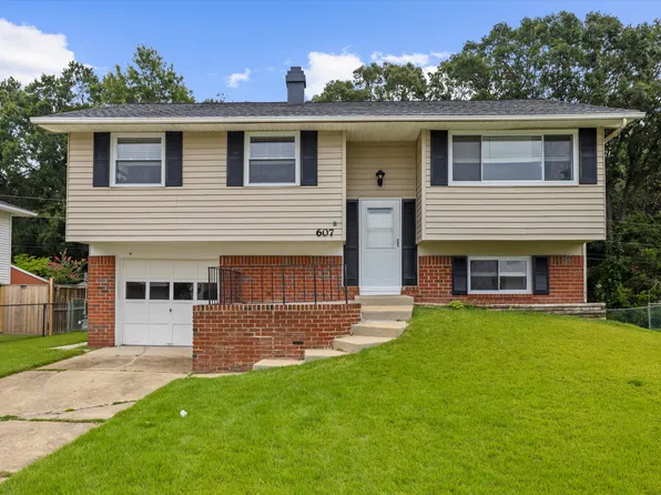 607 Nolberry Dr, Glen Burnie, MD 21061