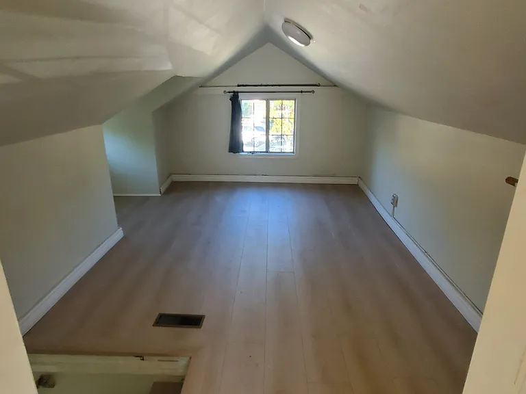 loft room 1