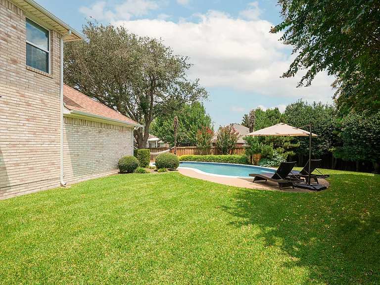 5604 Hill Haven Ct — Photo 25