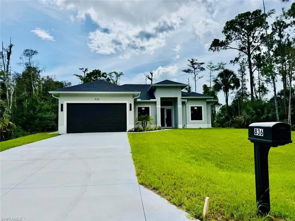 836 Chapman AVE S, LEHIGH ACRES, FL 33974