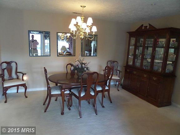 2nd image of 200 Burkwood Ct Unit 1K