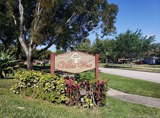 1200 W Fairway Rd #0, Pembroke Pines, FL 33026