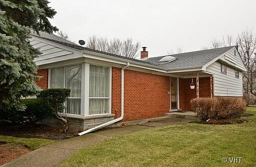 1st image of 8338 N Kenneth Ave