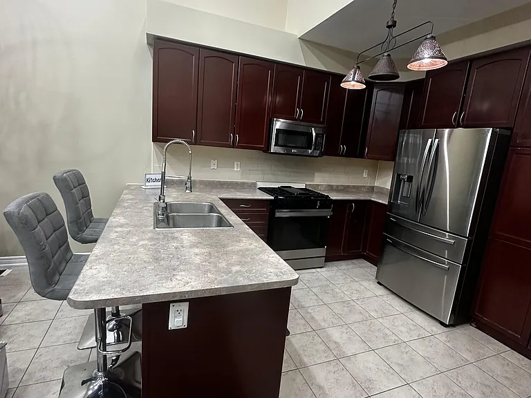 326 Chandler Cres #UPPER — Photo 10