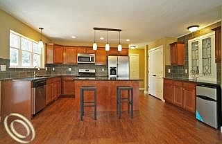 2nd image of 1010 N Edgeworth Ave