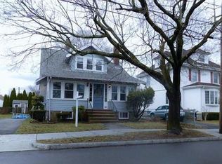 135 Highland Ave, Quincy, MA 02170