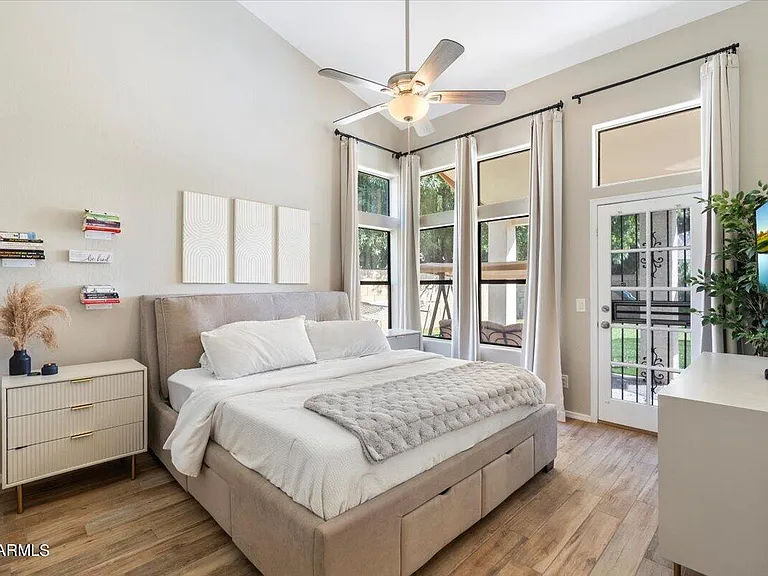 5559 W Aster Dr — Photo 10