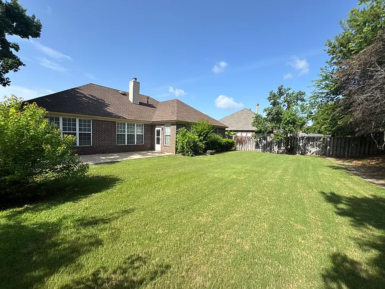 8349 Grayson Grv — Photo 27