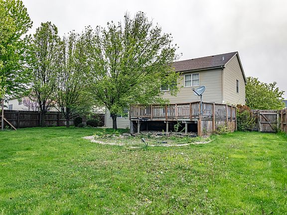3rd image of 4812 Lobelia Ln
