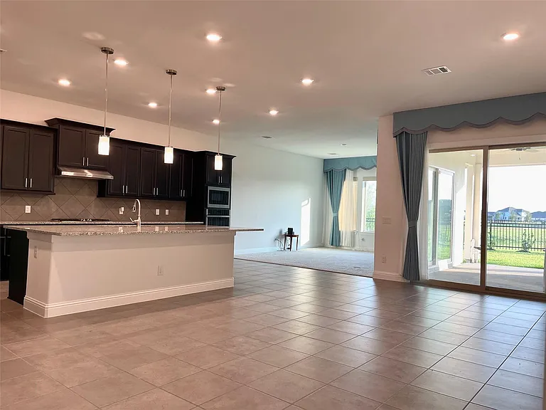 689 Cape Capri Dr — Photo 10