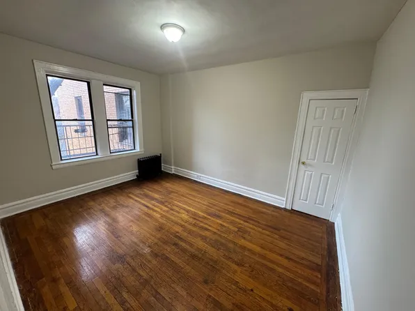 810 Broadway Ave #302, Newark, NJ 07104